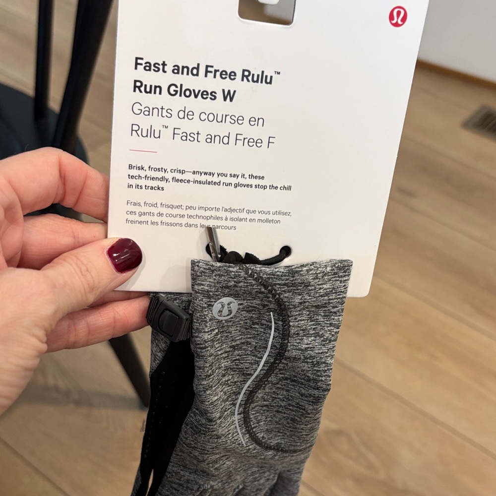 Lululemon Athletica Gray Women’s Fast and Free Rulu Gloves
